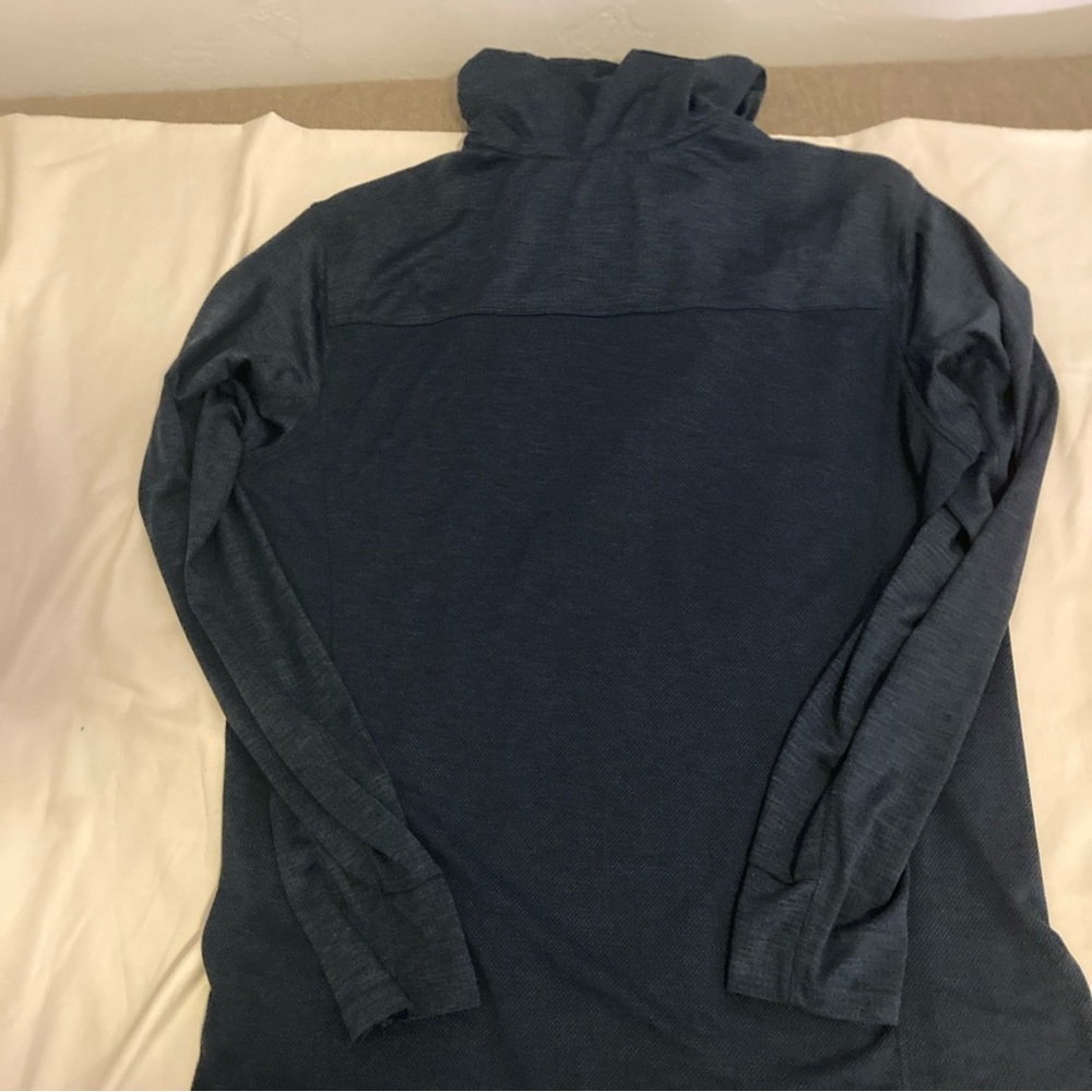Kuhl Men's lightweight Blue performance Hoodie Size L - Picture 7 of 7